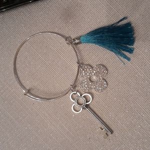 Charm bracelet